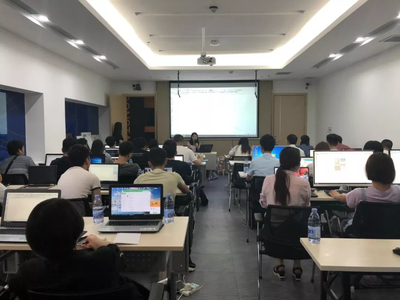 億尚家居“新技術、新標準、新模式”培訓會圓滿落幕，計算機技術賦能家居行業升級